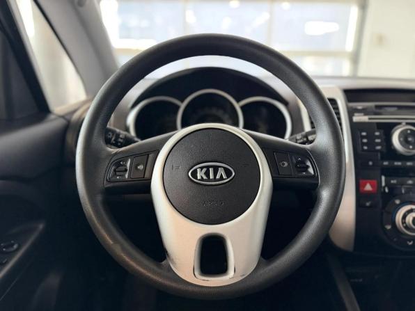 Kia Venga I с пробегом 2012 года, цена 930 000 рублей, 87990 км, минивэн, Автокод Объявления