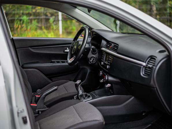 Kia Rio IV с пробегом 2017 года, цена 650 000 рублей, 316719 км, седан, Автокод Объявления