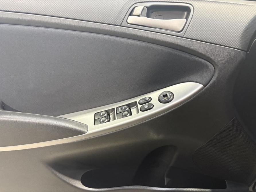 Hyundai Solaris I Рестайлинг Курск  - изображение 15