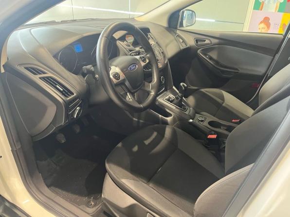 Ford Focus III с пробегом 2013 года, цена 529 000 рублей, 250000 км, седан, Автокод Объявления