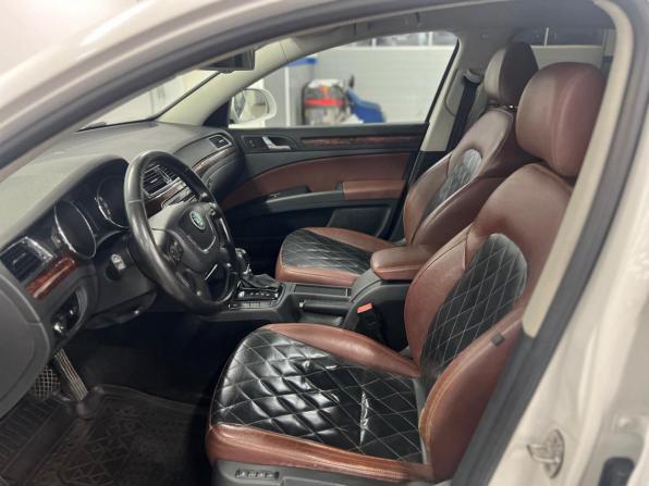 Skoda Superb II с пробегом 2013 года, цена 740 000 рублей, 263000 км, лифтбек, Автокод Объявления