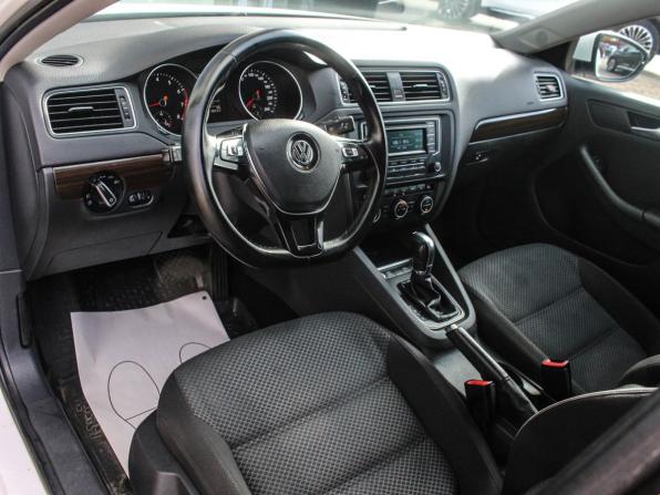 Volkswagen Jetta VI Рестайлинг с пробегом 2015 года, цена 1 094 000 рублей, 180819 км, седан, Автокод Объявления