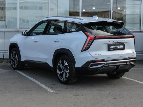 Geely Atlas II с пробегом 2024 года, цена 3 280 000 рублей, 30720 км, внедорожник, Автокод Объявления
