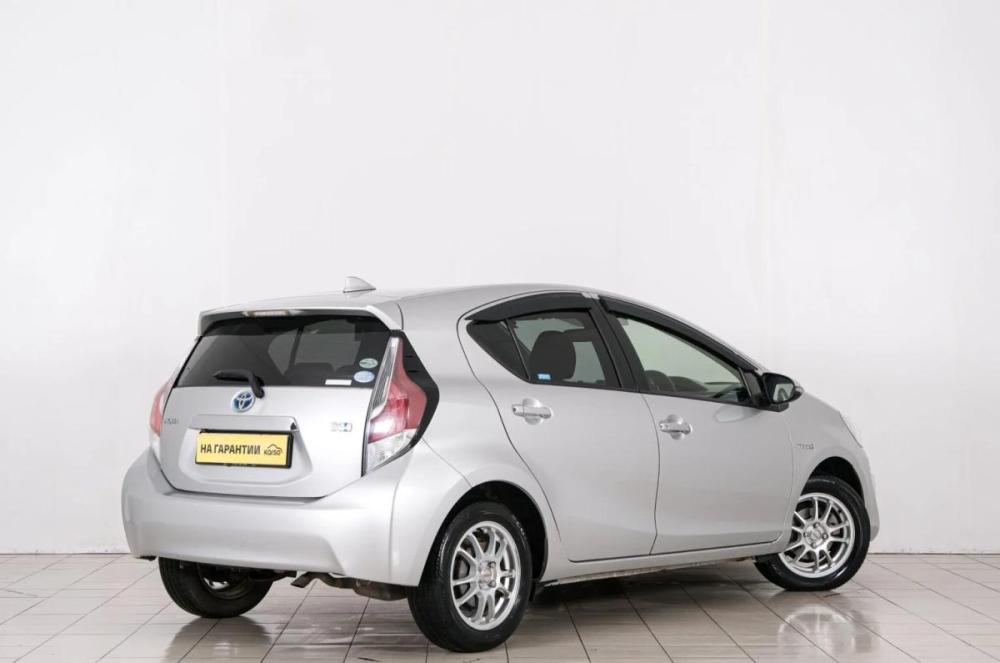 Toyota Aqua I Рестайлинг Красноярск  - изображение 7