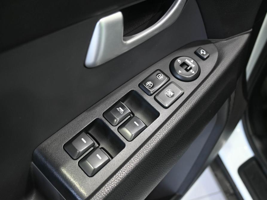 Kia Sportage III Рестайлинг Ростов-на-Дону  - изображение 24