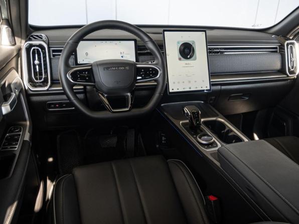 Jaecoo J7 I Рестайлинг с пробегом 2026 года, цена 2 795 000 рублей, 5292 км, внедорожник, Автокод Объявления
