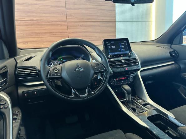 Mitsubishi Eclipse Cross I с пробегом 2021 года, цена 2 399 000 рублей, 75123 км, внедорожник, Автокод Объявления