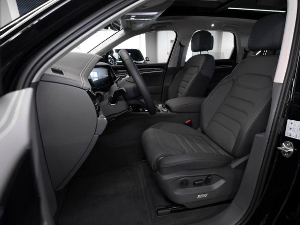 Volkswagen Touareg III Рестайлинг с пробегом 2025 года, цена 8 250 000 рублей, 50 км, внедорожник, Автокод Объявления