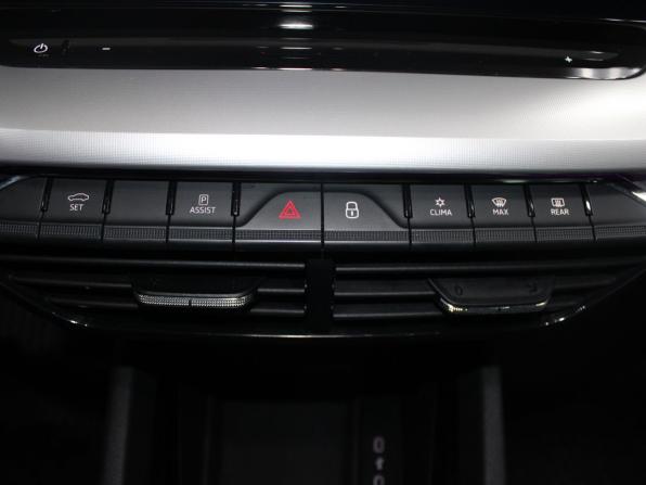 Skoda Octavia IV (A8) с пробегом 2021 года, цена 2 619 900 рублей, 64857 км, лифтбек, Автокод Объявления