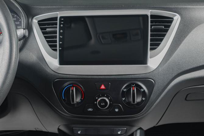 Hyundai Solaris II с пробегом 2019 года, цена 1 259 000 рублей, 190748 км, седан, Автокод Объявления