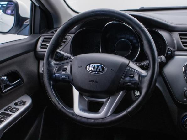Kia Rio III с пробегом 2013 года, цена 939 000 рублей, 109743 км, хэтчбек, Автокод Объявления