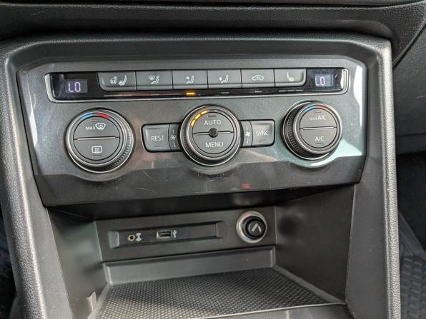 Volkswagen Tiguan II с пробегом 2017 года, цена 1 900 000 рублей, 182181 км, внедорожник, Автокод Объявления