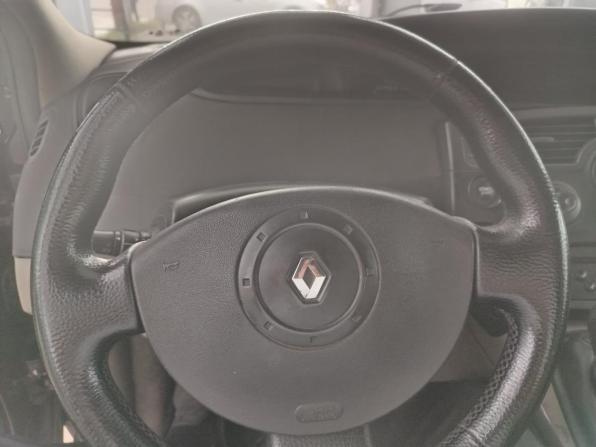 Renault Scenic II с пробегом 2006 года, цена 309 000 рублей, 330000 км, минивэн, Автокод Объявления