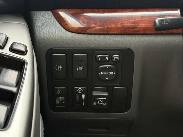 Toyota Land Cruiser Prado 120 Series Рестайлинг с пробегом 2008 года, цена 1 780 000 рублей, 445111 км, внедорожник, Автокод Объявления