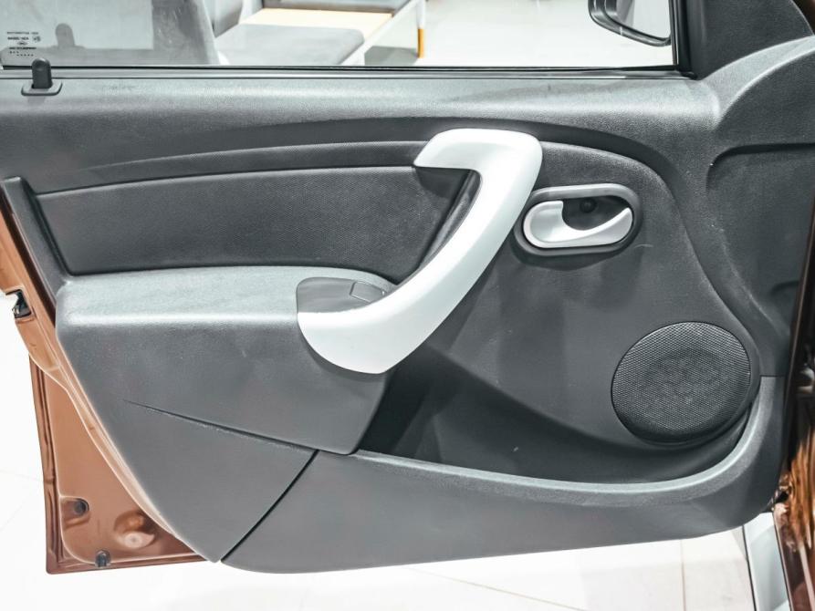 Renault Sandero I Екатеринбург  - изображение 13