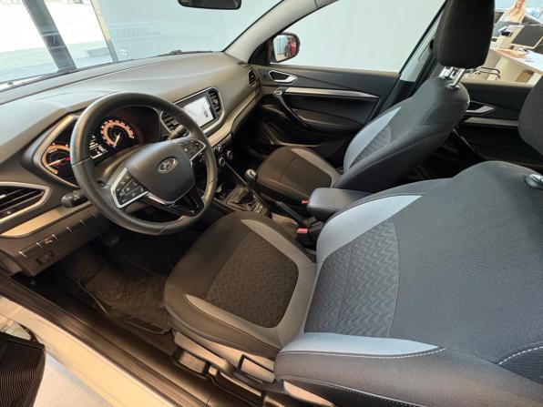 Lada (ВАЗ) Vesta I Рестайлинг (NG) с пробегом 2024 года, цена 1 299 000 рублей, 21000 км, седан, Автокод Объявления