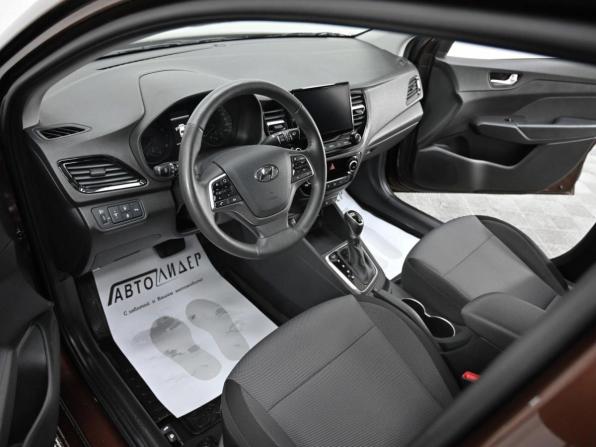 Hyundai Solaris II Рестайлинг с пробегом 2021 года, цена 859 000 рублей, 52000 км, седан, Автокод Объявления