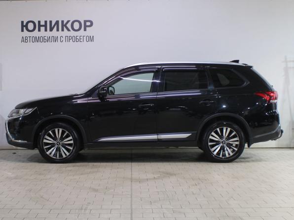 Mitsubishi Outlander III Рестайлинг 3 с пробегом 2018 года, цена 1 929 000 рублей, 138160 км, внедорожник, Автокод Объявления