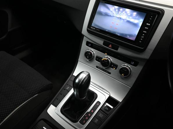 Volkswagen Passat B7 с пробегом 2014 года, цена 1 230 000 рублей, 104062 км, универсал, Автокод Объявления