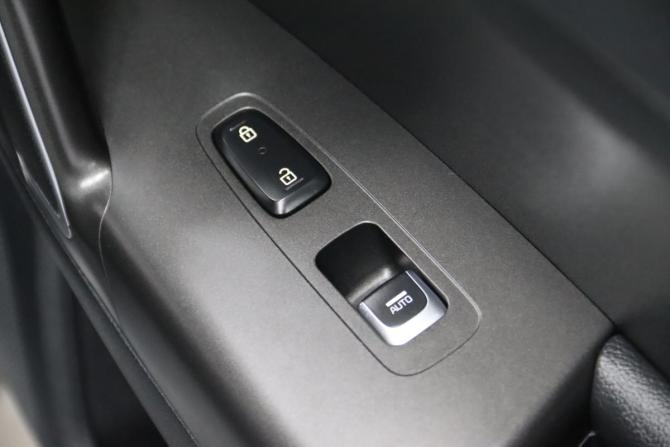 Kia Sportage IV Рестайлинг с пробегом 2020 года, цена 2 495 170 рублей, 108631 км, внедорожник, Автокод Объявления