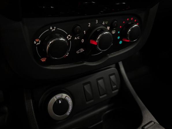 Renault Duster I Рестайлинг с пробегом 2018 года, цена 999 000 рублей, 145218 км, внедорожник, Автокод Объявления