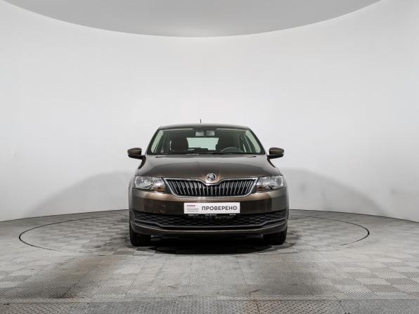 Skoda Rapid I Рестайлинг с пробегом 2019 года, цена 1 390 000 рублей, 88000 км, лифтбек, Автокод Объявления