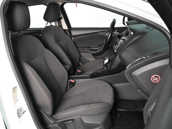Ford Focus III Рестайлинг с пробегом 2016 года, цена 999 000 рублей, 198867 км, хэтчбек, Автокод Объявления