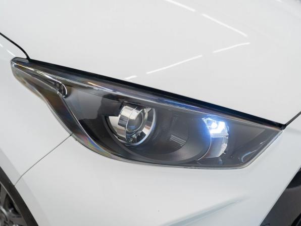 Toyota Yaris IV с пробегом 2021 года, цена 1 170 000 рублей, 109000 км, хэтчбек, Автокод Объявления