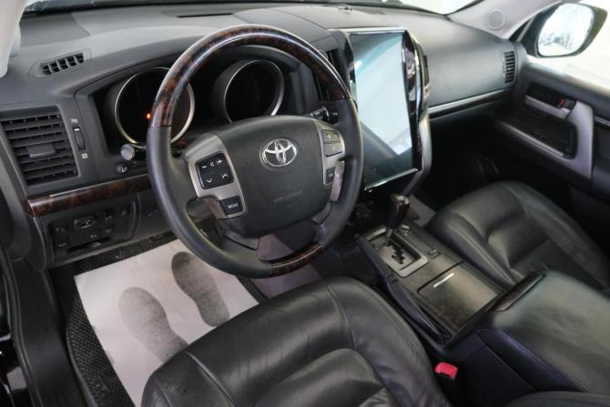 Toyota Land Cruiser 200 Series с пробегом 2010 года, цена 3 199 000 рублей, 340000 км, внедорожник, Автокод Объявления