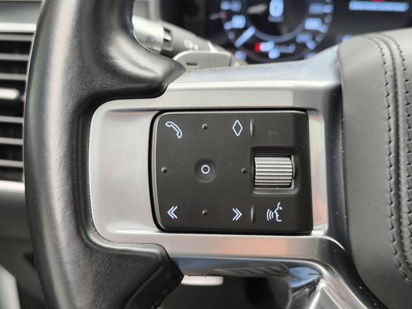 Land Rover Discovery V Рестайлинг с пробегом 2021 года, цена 7 152 000 рублей, 72082 км, внедорожник, Автокод Объявления