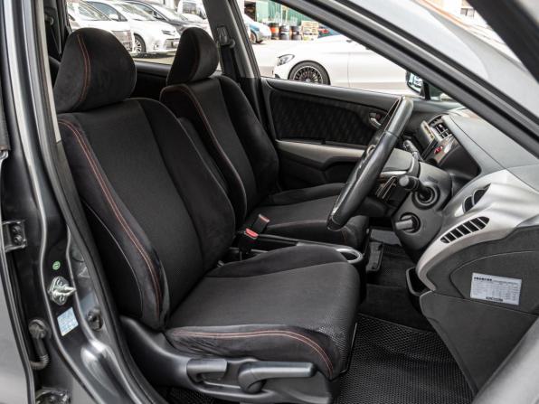 Honda Stream II Рестайлинг с пробегом 2009 года, цена 1 297 000 рублей, 158648 км, компактвэн, Автокод Объявления