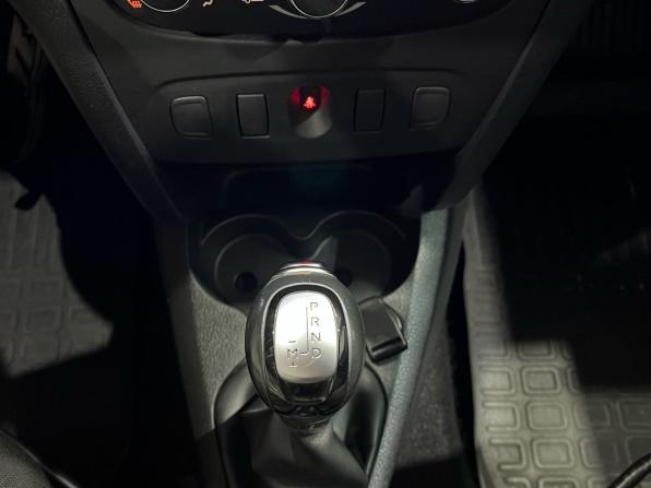 Renault Logan II Рестайлинг с пробегом 2020 года, цена 1 080 000 рублей, 78604 км, седан, Автокод Объявления