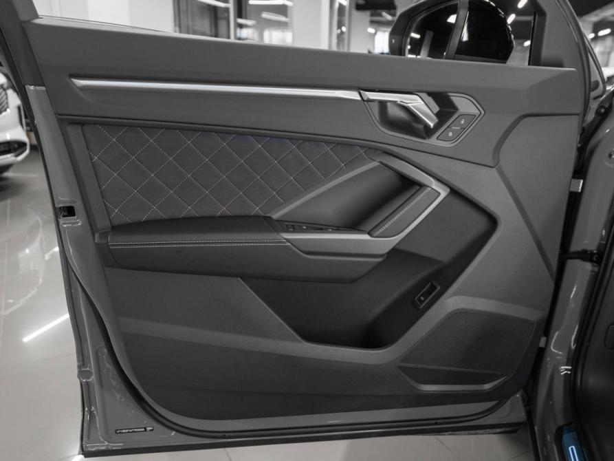 Audi Q3 II (F3) Москва  - изображение 14