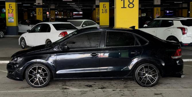 Volkswagen Polo V с пробегом 2011 года, цена 600 000 рублей, 311170 км, седан, Автокод Объявления