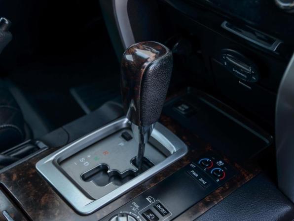 Toyota Land Cruiser 200 Series Рестайлинг 1 с пробегом 2012 года, цена 3 319 000 рублей, 240615 км, внедорожник, Автокод Объявления