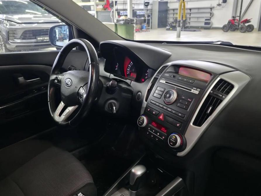 Kia Ceed I Рестайлинг Санкт-Петербург  - изображение 3