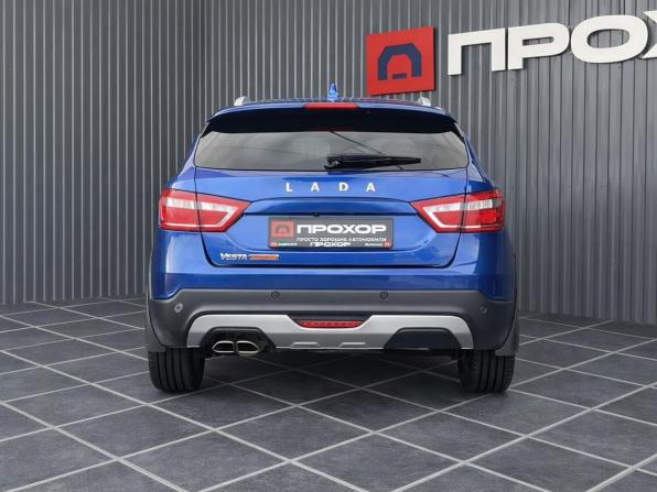 Lada (ВАЗ) Vesta I с пробегом 2022 года, цена 1 347 000 рублей, 63620 км, универсал, Автокод Объявления