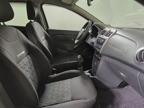 Renault Sandero II с пробегом 2016 года, цена 920 000 рублей, 141347 км, хэтчбек, Автокод Объявления