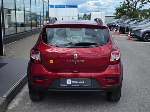 Renault Sandero II Рестайлинг с пробегом 2021 года, цена 1 279 000 рублей, 64723 км, хэтчбек, Автокод Объявления