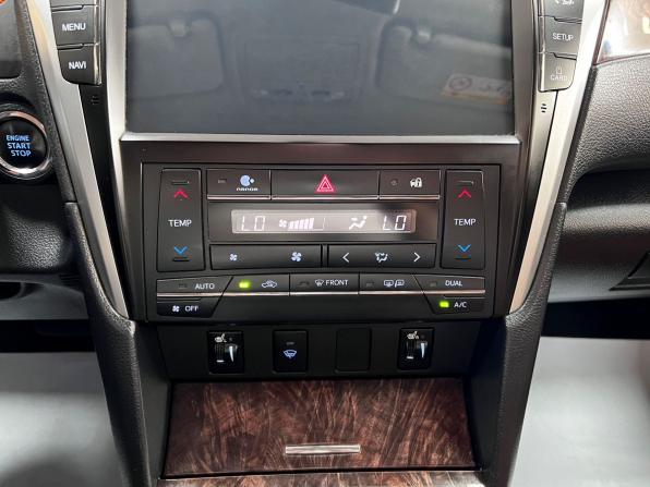 Toyota Camry VII (XV50) Рестайлинг с пробегом 2016 года, цена 1 845 000 рублей, 159615 км, седан, Автокод Объявления