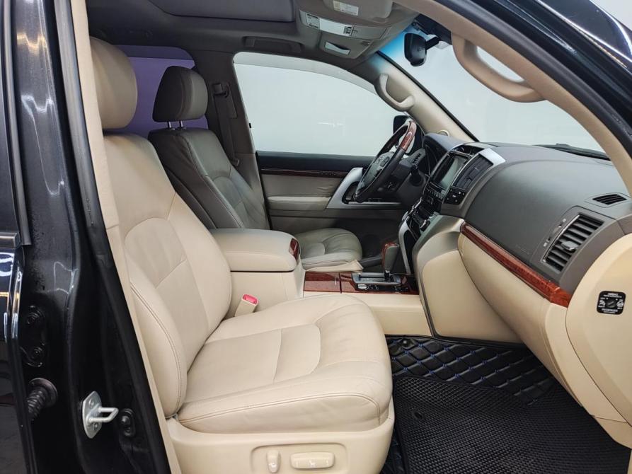 Toyota Land Cruiser 200 Series Рестайлинг 1 Барнаул  - изображение 17