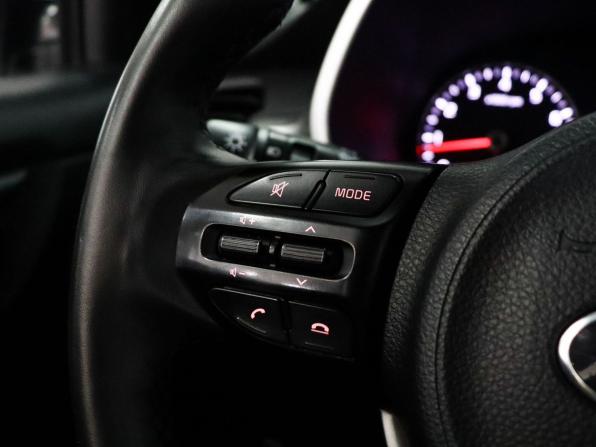 Kia Rio IV Рестайлинг с пробегом 2021 года, цена 1 539 000 рублей, 159541 км, седан, Автокод Объявления
