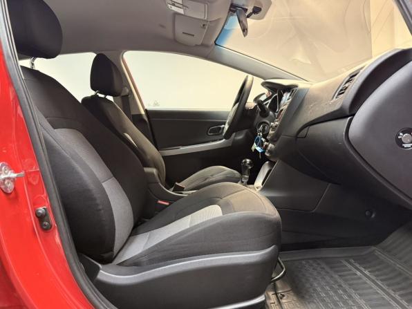 Kia Ceed II с пробегом 2015 года, цена 1 450 000 рублей, 73371 км, хэтчбек, Автокод Объявления