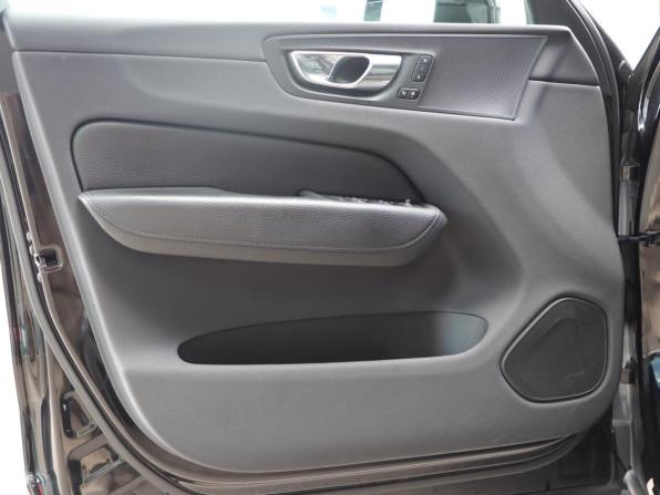 Volvo XC60 II с пробегом 2021 года, цена 3 590 000 рублей, 123157 км, внедорожник, Автокод Объявления