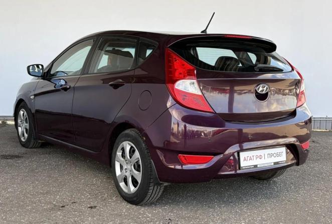 Hyundai Solaris I с пробегом 2013 года, цена 690 000 рублей, 153211 км, хэтчбек, Автокод Объявления