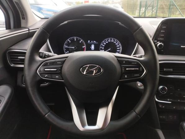 Hyundai Santa Fe IV с пробегом 2018 года, цена 2 400 000 рублей, 170581 км, внедорожник, Автокод Объявления
