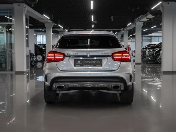 Mercedes-Benz GLA I (X156) Рестайлинг с пробегом 2018 года, цена 2 790 000 рублей, 81658 км, внедорожник, Автокод Объявления