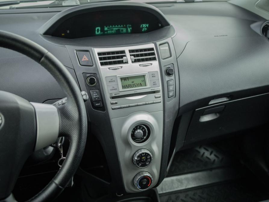 Toyota Yaris II Тюмень  - изображение 11