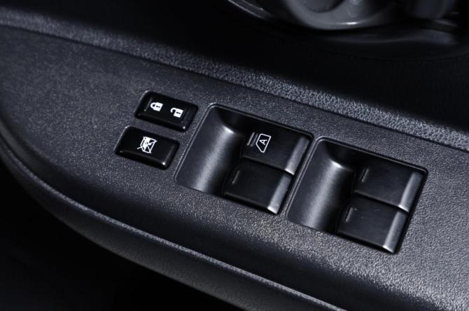 Nissan March IV (K13) Рестайлинг с пробегом 2015 года, цена 629 000 рублей, 137545 км, хэтчбек, Автокод Объявления