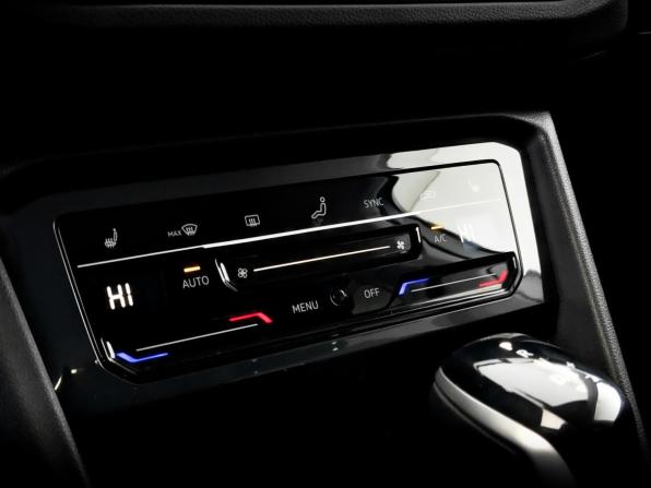 Volkswagen Tiguan II Рестайлинг с пробегом 2022 года, цена 2 850 000 рублей, 30461 км, внедорожник, Автокод Объявления